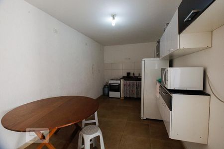 Casa à venda com 230m², 6 quartos e 5 vagasCozinha