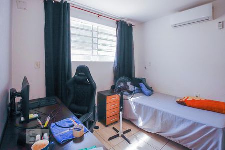 Quarto 1 de casa à venda com 6 quartos, 230m² em Planalto Paulista, São Paulo