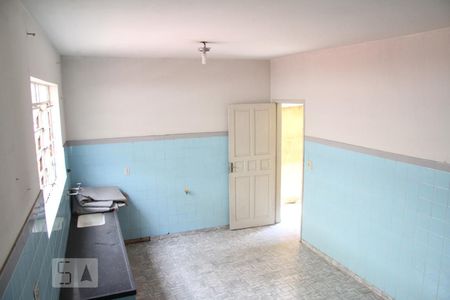 Casa para alugar com 120m², 4 quartos e 2 vagasCozinha
