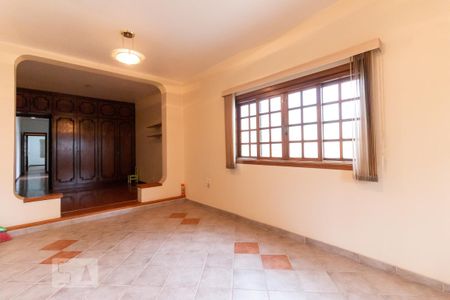 Casa à venda com 250m², 4 quartos e 2 vagas Casa à venda com 250m², 4 quartos e 2 vagasQuarto 3