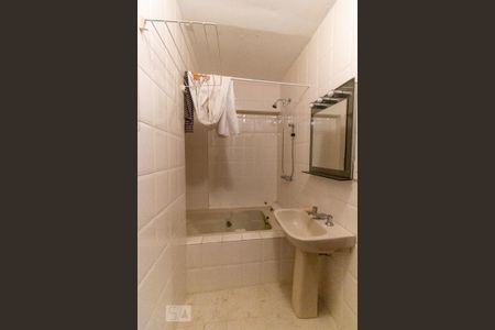 Casa à venda com 250m², 4 quartos e 2 vagas Casa à venda com 250m², 4 quartos e 2 vagasBanheiro - Quarto 4