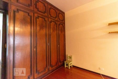 Casa à venda com 250m², 4 quartos e 2 vagas Casa à venda com 250m², 4 quartos e 2 vagasQuarto 3