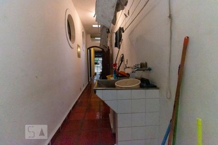 Casa à venda com 250m², 4 quartos e 2 vagas Casa à venda com 250m², 4 quartos e 2 vagasArea de Serviços