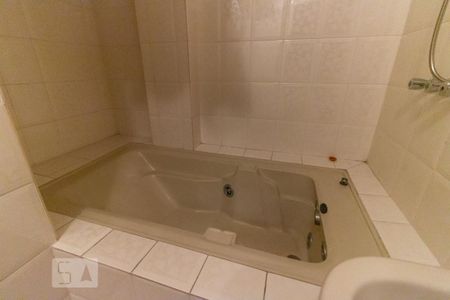 Casa à venda com 250m², 4 quartos e 2 vagas Casa à venda com 250m², 4 quartos e 2 vagasBanheiro - Quarto 4
