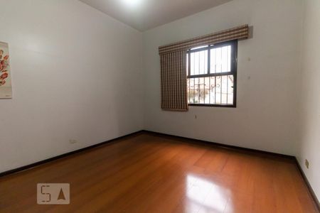 Casa à venda com 250m², 4 quartos e 2 vagas Casa à venda com 250m², 4 quartos e 2 vagasQuarto 1 - Suíte