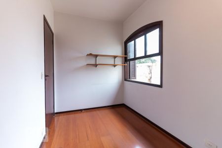 Casa à venda com 250m², 4 quartos e 2 vagas Casa à venda com 250m², 4 quartos e 2 vagasQuarto 2