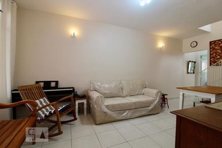 Sala de casa à venda com 3 quartos, 160m² em Jardim Aeroporto, São Paulo