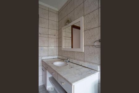 Casa à venda com 220m², 3 quartos e 3 vagasBanheiro da Suíte 3