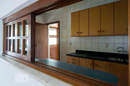 Casa à venda com 220m², 3 quartos e 3 vagasCozinha