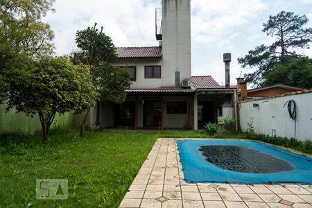 Casa à venda com 220m², 3 quartos e 3 vagasQuintal