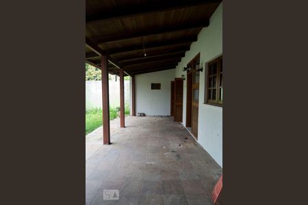 Casa à venda com 220m², 3 quartos e 3 vagasÁrea Externa