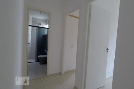 Corredor de apartamento à venda com 2 quartos, 67m² em Vila das Mercês, São Paulo