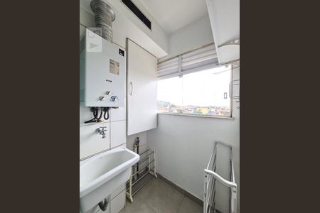 Apartamento à venda com 58m², 3 quartos e 1 vagaÁrea de Serviço