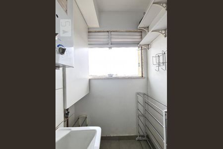 Apartamento à venda com 58m², 3 quartos e 1 vagaÁrea de Serviço