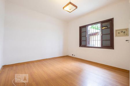 Suíte de casa para alugar com 4 quartos, 305m² em Vila Madalena, São Paulo
