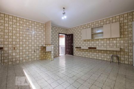 Casa para alugar com 305m², 4 quartos e 7 vagas Casa para alugar com 305m², 4 quartos e 7 vagasCozinha