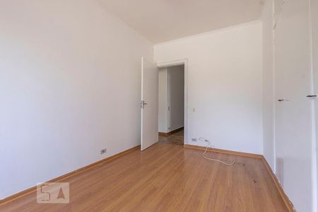 Casa para alugar com 305m², 4 quartos e 7 vagas Casa para alugar com 305m², 4 quartos e 7 vagasQuarto 2