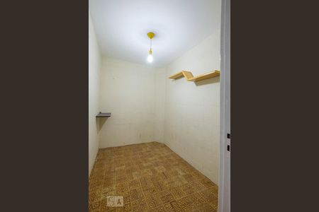 Casa para alugar com 305m², 4 quartos e 7 vagas Casa para alugar com 305m², 4 quartos e 7 vagasÁrea de Serviço - Depósito