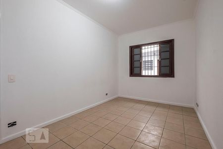 Casa para alugar com 305m², 4 quartos e 7 vagas Casa para alugar com 305m², 4 quartos e 7 vagasÁrea de Serviço - Sala/Quarto
