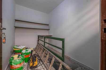 Casa para alugar com 305m², 4 quartos e 7 vagas Casa para alugar com 305m², 4 quartos e 7 vagasEdícula - Quarto 2