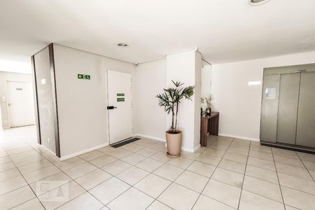 Apartamento para alugar com 65m², 2 quartos e 2 vagas Apartamento para alugar com 65m², 2 quartos e 2 vagasÁrea Comum - Hall