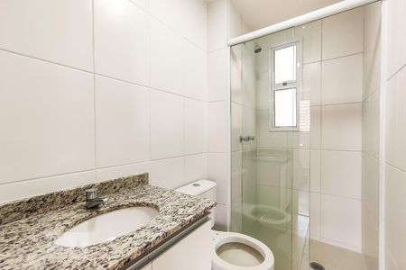 Apartamento para alugar com 65m², 2 quartos e 2 vagas Apartamento para alugar com 65m², 2 quartos e 2 vagasBanheiro