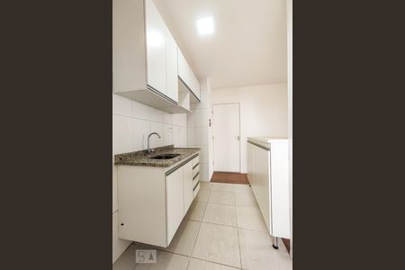 Apartamento para alugar com 65m², 2 quartos e 2 vagas Apartamento para alugar com 65m², 2 quartos e 2 vagasCozinha