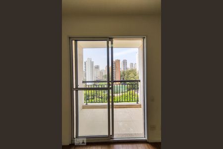 Apartamento para alugar com 65m², 2 quartos e 2 vagas Apartamento para alugar com 65m², 2 quartos e 2 vagasVaranda