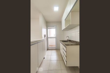Apartamento para alugar com 65m², 2 quartos e 2 vagas Apartamento para alugar com 65m², 2 quartos e 2 vagasCozinha