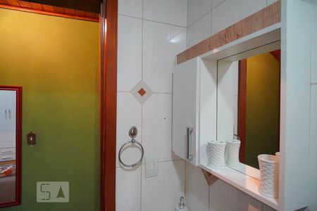 Casa de condomínio à venda com 82m², 2 quartos e 1 vagaBanheiro