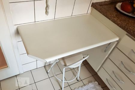 Apartamento à venda com 75m², 3 quartos e 1 vagaCozinha