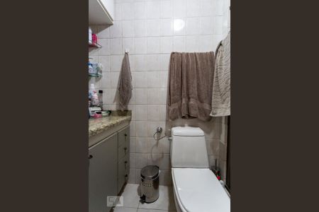 Apartamento para alugar com 64m², 2 quartos e 1 vaga Apartamento para alugar com 64m², 2 quartos e 1 vagaBanheiro