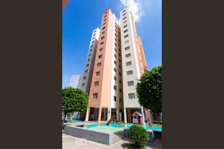 Apartamento para alugar com 64m², 2 quartos e 1 vaga Apartamento para alugar com 64m², 2 quartos e 1 vagaFachada