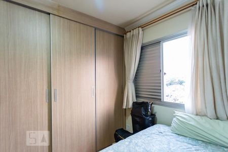 Quarto de apartamento para alugar com 2 quartos, 64m² em Jaguaribe, Osasco