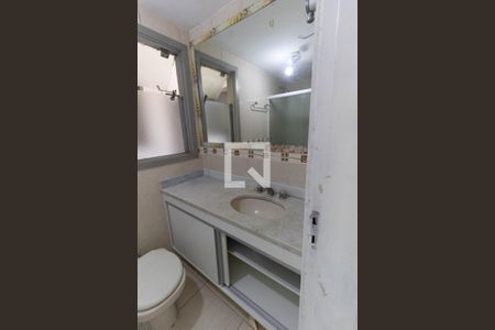 Apartamento para alugar com 136m², 3 quartos e 2 vagasBanheiro