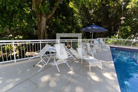 Apartamento para alugar com 136m², 3 quartos e 2 vagasPiscina