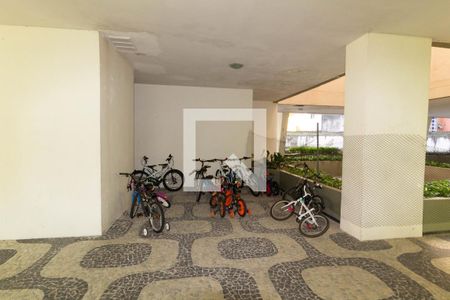 Apartamento para alugar com 136m², 3 quartos e 2 vagasBicicletario