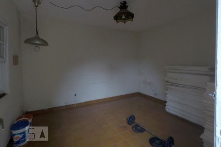 Casa à venda com 310m², 2 quartos e 2 vagasQuarto