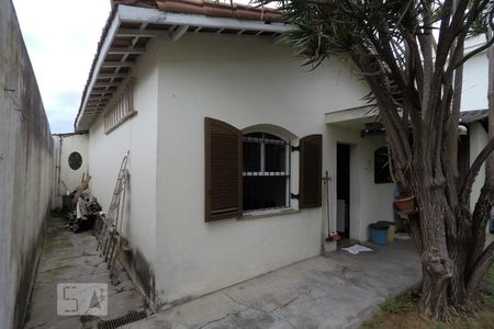 Casa à venda com 310m², 2 quartos e 2 vagasÁrea Externa