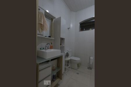 Casa à venda com 310m², 2 quartos e 2 vagasBanheiro