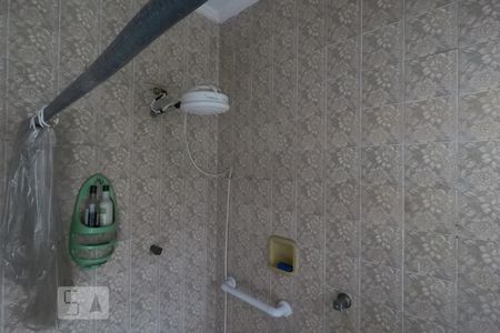 Casa à venda com 310m², 2 quartos e 2 vagasBanheiro