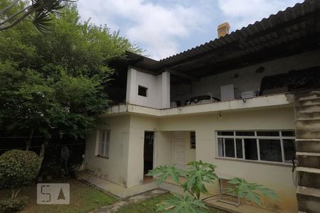 Casa à venda com 310m², 2 quartos e 2 vagasÁrea Externa