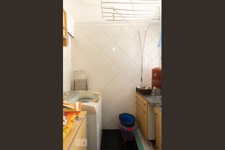 Apartamento à venda com 75m², 2 quartos e 1 vagaÁrea de Serviço