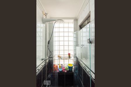 Apartamento à venda com 75m², 2 quartos e 1 vagaBanheiro