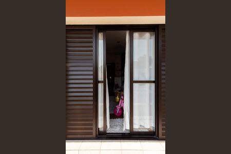 Apartamento à venda com 75m², 2 quartos e 1 vagaVaranda