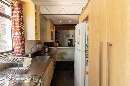 Apartamento à venda com 75m², 2 quartos e 1 vagaCozinha