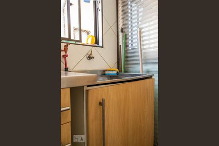 Apartamento à venda com 75m², 2 quartos e 1 vagaÁrea de Serviço