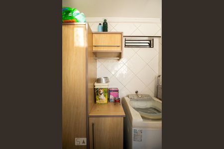 Apartamento à venda com 75m², 2 quartos e 1 vagaÁrea de Serviço