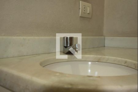 Casa à venda com 111m², 3 quartos e 2 vagas Casa à venda com 111m², 3 quartos e 2 vagasBanheiro 2