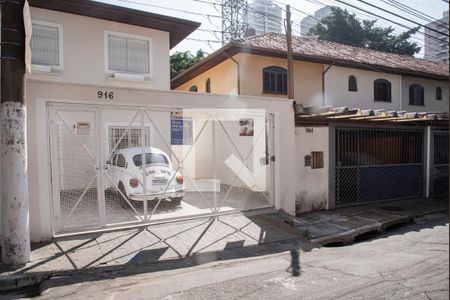 Casa à venda com 111m², 3 quartos e 2 vagas Casa à venda com 111m², 3 quartos e 2 vagasFrente